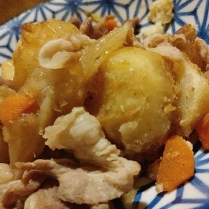 フライパンで簡単肉じゃが⑅◡̈*